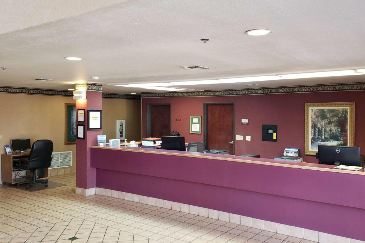 Travelodge By Wyndham Carlsbad Nm エクステリア 写真